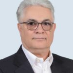 دکتر امان اله قاسم زاده متخصص جراحی دهان، فک و صورت